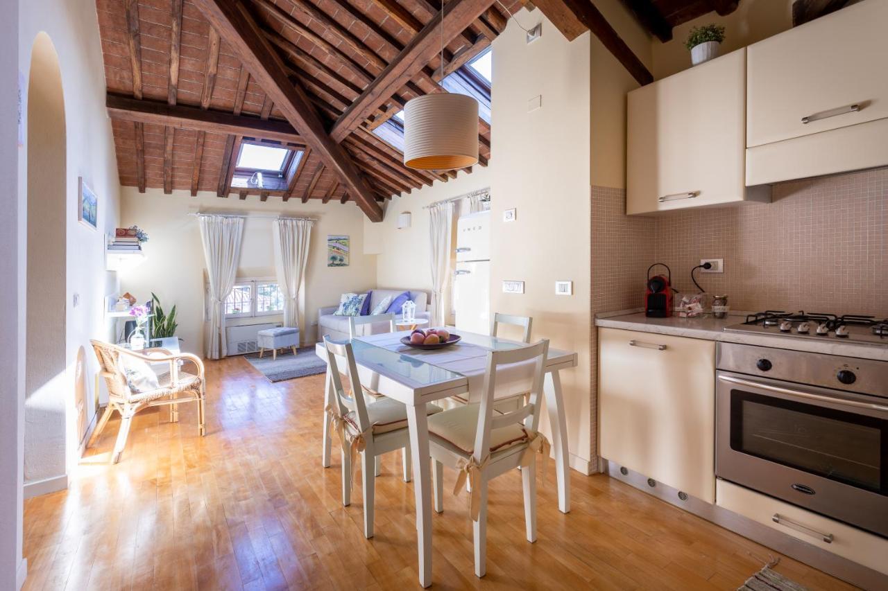 50Mt Dalle Mura+Parcheggio*Appartamento Tipico* Lucca Eksteriør bilde